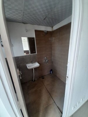 Bathroom in 2.5 BHK Apartment at M3M Woodshire, Sector 107 – for Rent