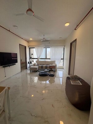 Team Area in 2 BHK Apartment at Aristo 1515 Moneco, Prabhadevi – for Rent