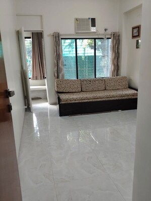 Room in 2 BHK Apartment at Prabhadevi – for Rent