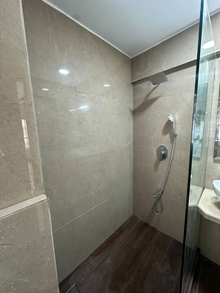 Bathroom, heera-panna-apartment 3 Bedroom 1400 Sq.Ft. Apartment In Tardeo Mumbai 10600100