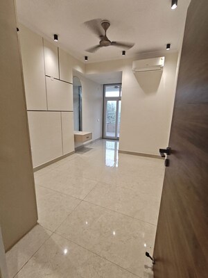 Bathroom in 3 BHK Apartment at Sector 10 Dwarka – for Rent