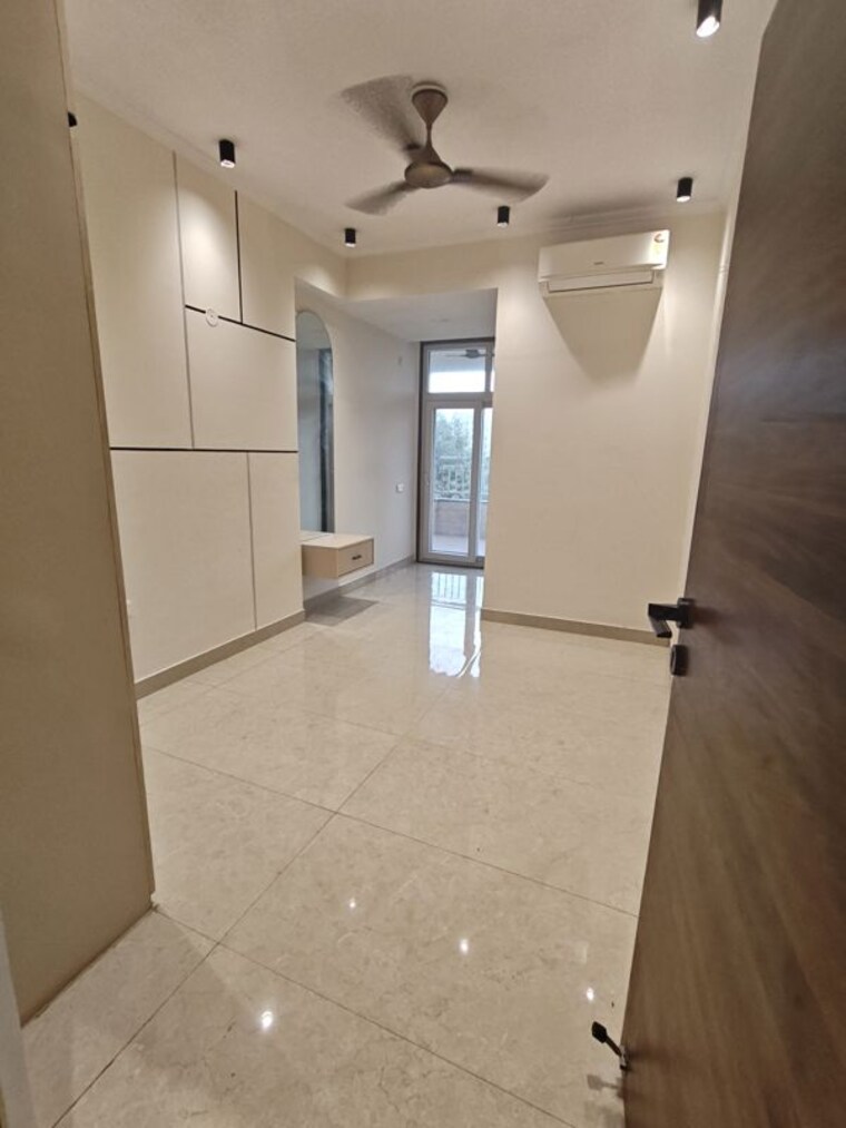 Bathroom, sector 10 dwarka 3 Bedroom 2000 Sq.Ft. Apartment In Sector 10 Dwarka Delhi 10600096
