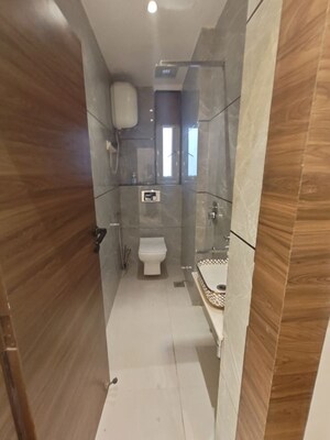 Bathroom in 3 BHK Apartment at Sector 10 Dwarka – for Rent