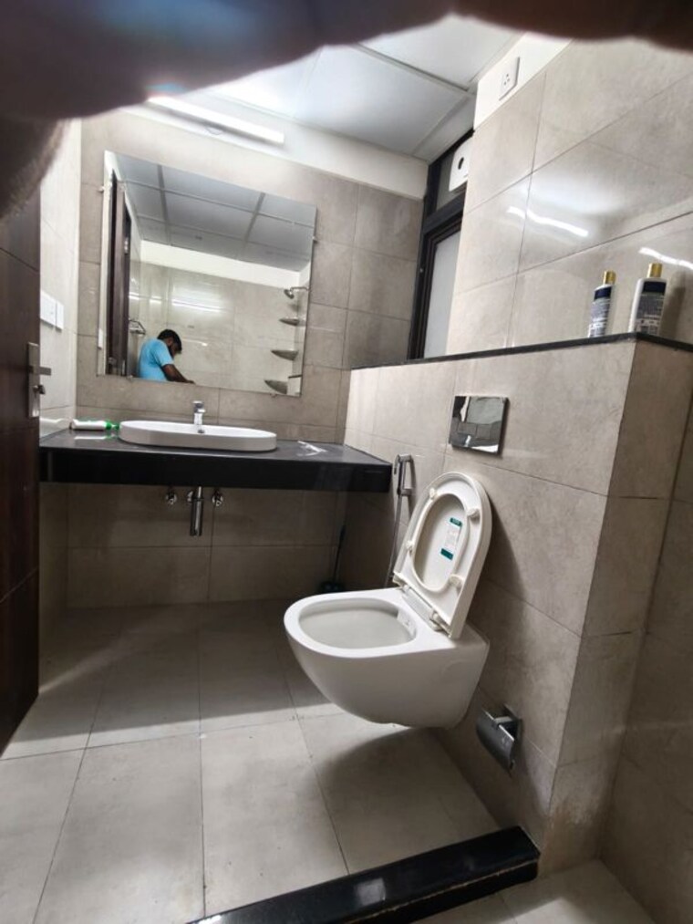 Bathroom, adani-samsara-vilasa 3 Bedroom 1850 Sq.Ft. Apartment In Sector 63 Gurgaon 10600108