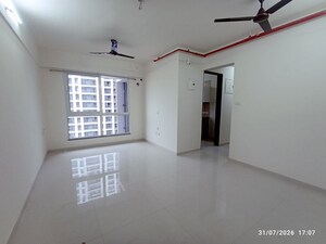 Room in 2 BHK Apartment at Sheth Zuri, Laxmi Nagar – for Rent