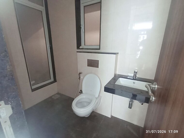 Bathroom, sheth-zuri 2 Bedroom 650 Sq.Ft. Apartment In Laxmi Nagar Thane 10600109
