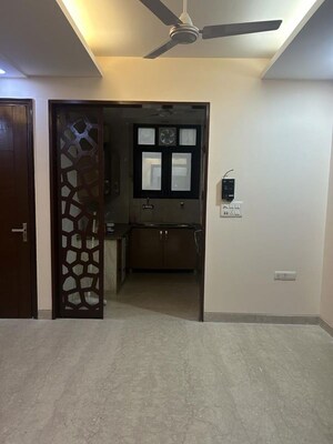 3 BHK Builder Floor For Rent in West Patel Nagar