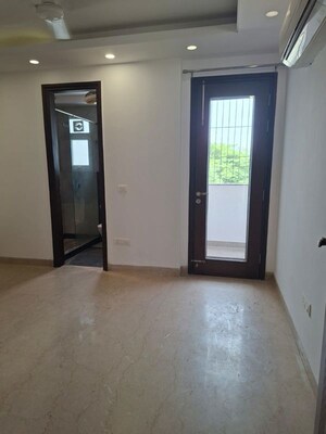 Room in 2 BHK Builder Floor at Malviya Nagar – for Rent
