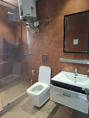 Furnished Amenities in 2 BHK Builder Floor at Malviya Nagar – for Rent