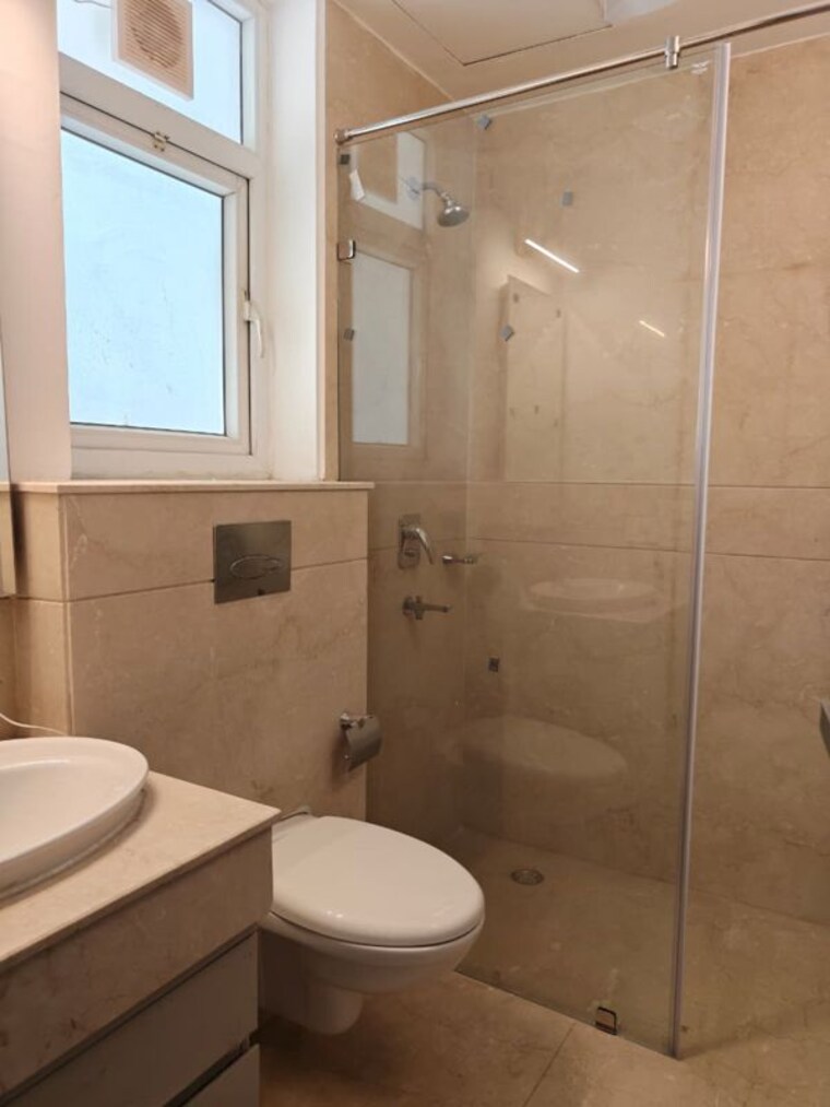 Bathroom, emaar-marbella 5 Bedroom 360 Sq.Yd. Villa In Sector 66 Gurgaon 10600113