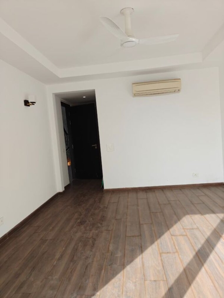 Room, emaar-marbella 5 Bedroom 360 Sq.Yd. Villa In Sector 66 Gurgaon 10600113