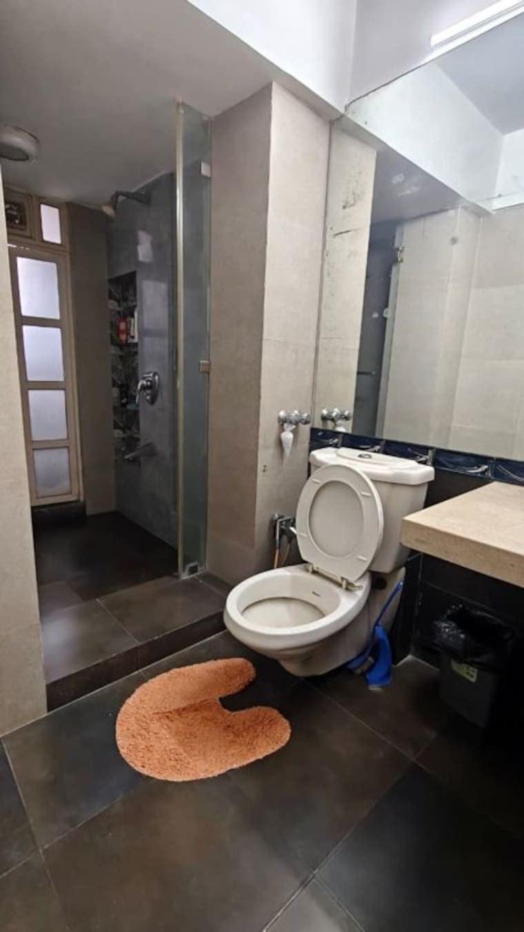 Bathroom, ansal-heights 3 Bedroom 1300 Sq.Ft. Apartment In Worli Mumbai 10600142