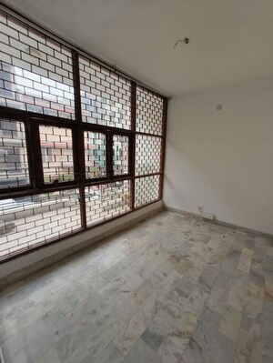 Room in 3 BHK Builder Floor at Greater Kailash I – for Rent