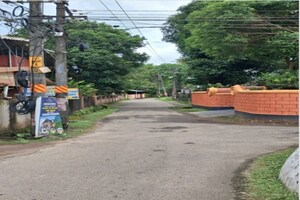  Plot – Exterior View View at Irinjalakuda - for Sale
