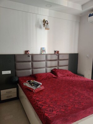 Bedroom in 3 BHK Apartment at Parker White Lily, Sector 8 – for Rent