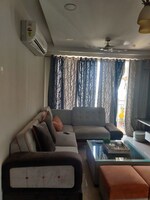 3 BHK 1750 Sq.Ft. Apartment in Parker White Lily