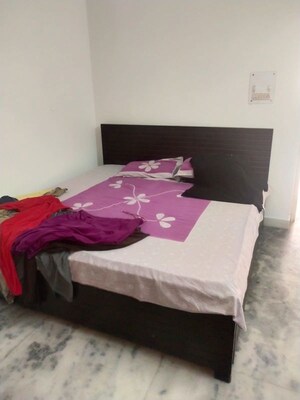 Bedroom in 3 BHK Independent House at Nilgiri Apartments, Sector 34 – for Rent