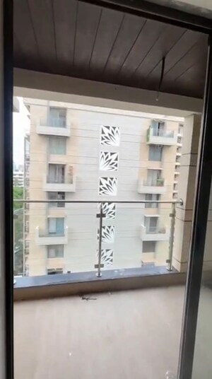 Balcony in 3 BHK Apartment at Chembur – for Rent