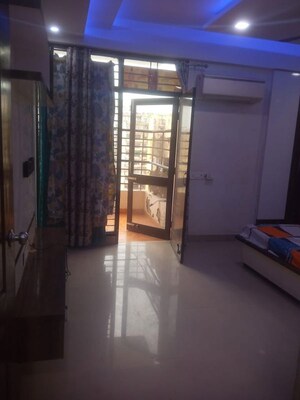 Room in 3 BHK Apartment at BPTP The Resort, Sector 75 – for Sale