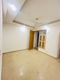 1 BHK Builder Floor For Rent in Saket