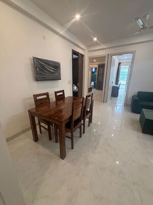 Room in 1 BHK Builder Floor at Old DLF Colony, Sector 14 – for Rent