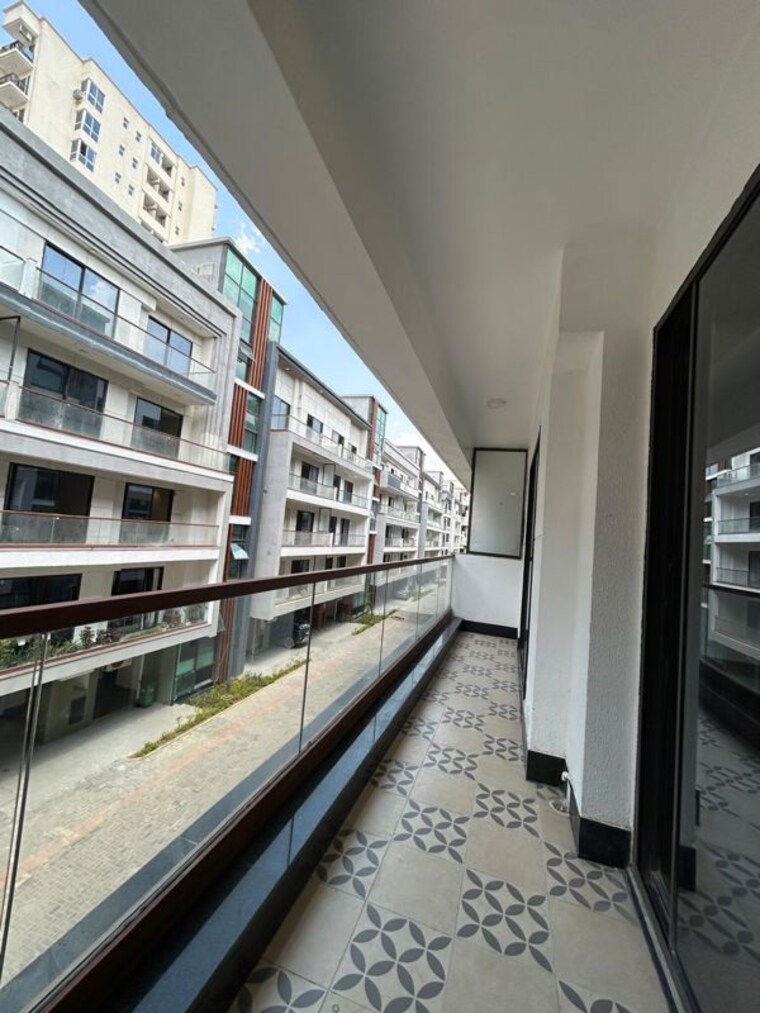 Balcony, signature-global-city-63a 3 Bedroom 1712 Sq.Ft. Apartment In Sector 63a Gurgaon 10600241