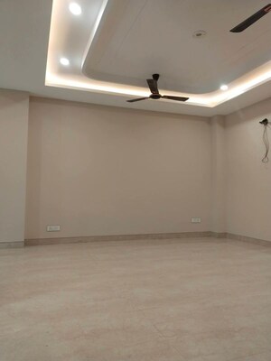 Room in 2 BHK Apartment at Godrej Habitat, Sector 3 – for Sale