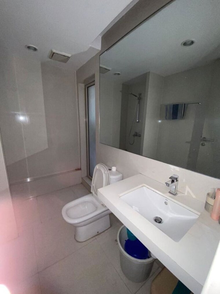 Bathroom, hiranandani-woodpark-apartment 2 Bedroom 1040 Sq.Ft. Apartment In Ghodbunder Road Thane 10600240