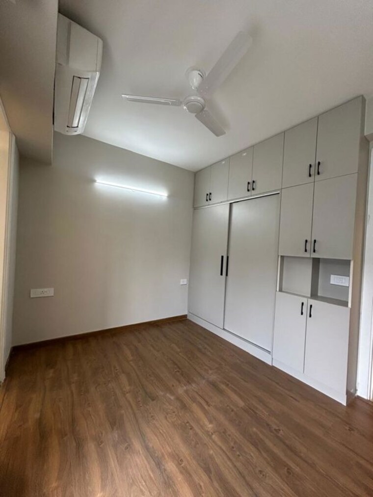 Room, signature-global-city-63a 3 Bedroom 1712 Sq.Ft. Apartment In Sector 63a Gurgaon 10600256
