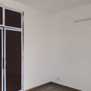 Room in 3 BHK Apartment at Shiv Sai Ozone Park, Sector 86 – for Sale