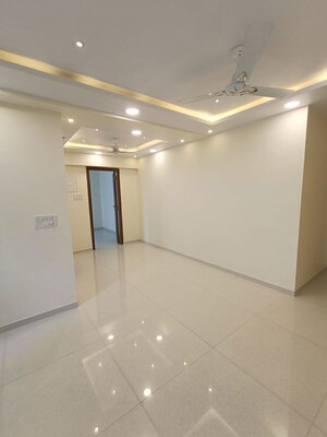 Living Room in 2 BHK Apartment at Chembur – for Rent