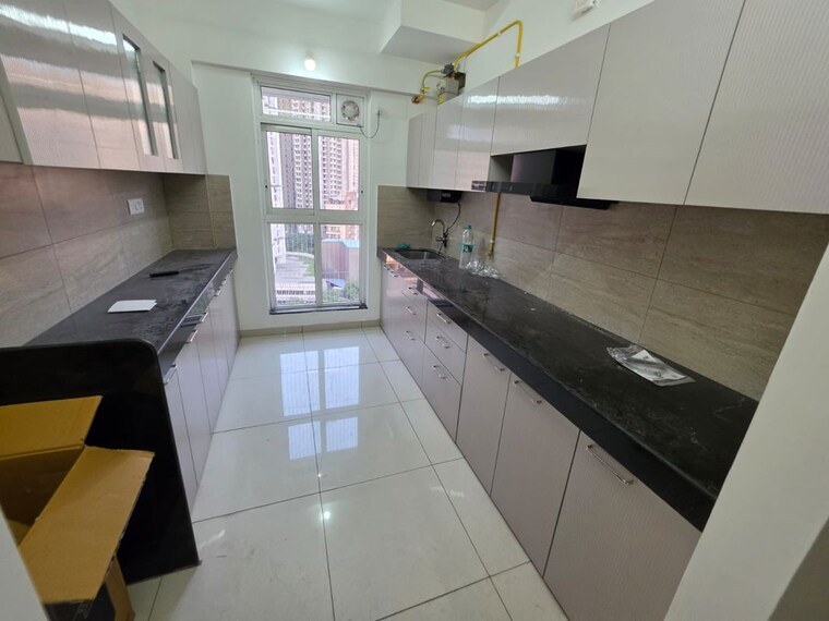 Kitchen, godrej-emerald 3 Bedroom 1044 Sq.Ft. Apartment In Ghodbunder Road Thane 10600267