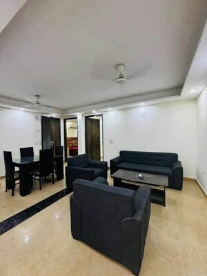 Team Area in 3 BHK Builder Floor at Krishna Homes Gurgaon, Sector 14 – for Rent