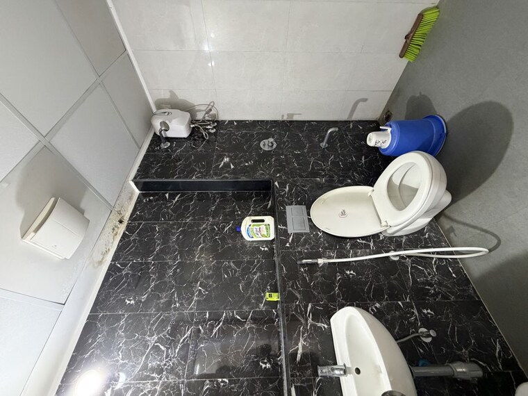 Bathroom, lodha-downtown 3 Bedroom 890 Sq.Ft. Apartment In Dombivli East Thane 10600279