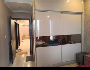 Furnished Amenities in 3 BHK Apartment at Oberoi Maxima, Andheri East – for Sale