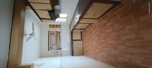Room in 3 BHK Apartment at Eros Woodbury Tower, Charmwood Village – for Rent