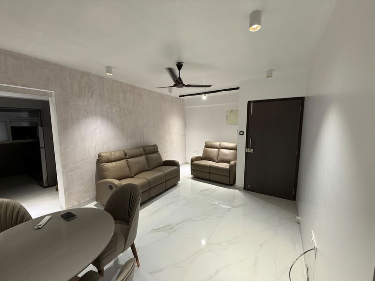 Team Area, sumati-sadan 2 Bedroom 700 Sq.Ft. Apartment In Vile Parle East Mumbai 10600305