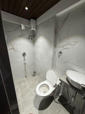 Bathroom in 2 BHK Apartment at Sumati Sadan, Vile Parle East – for Rent
