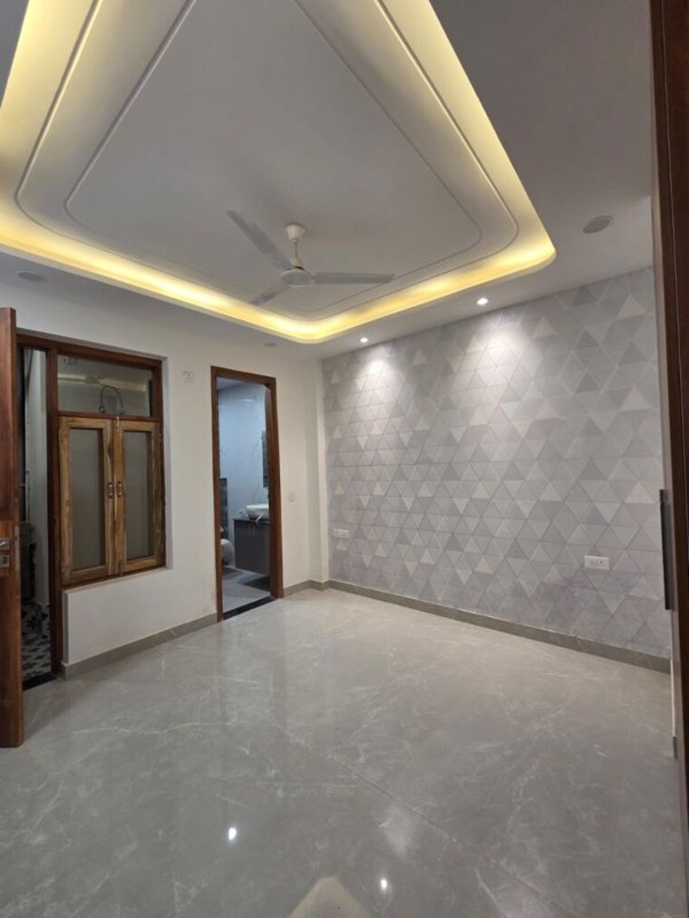 Room, green fields colony 3 Bedroom 1300 Sq.Ft. Builder Floor In Green Fields Colony Faridabad 10600313
