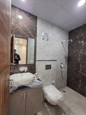 Bathroom in 3 BHK Builder Floor at Green Fields Colony – for Sale