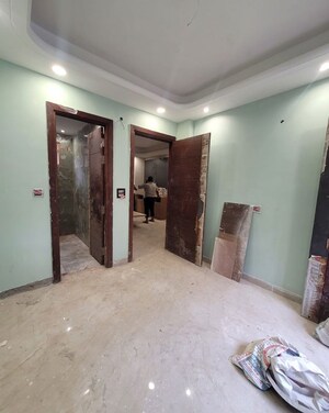 Living Room in 3 BHK Builder Floor at Green Fields Colony – for Sale