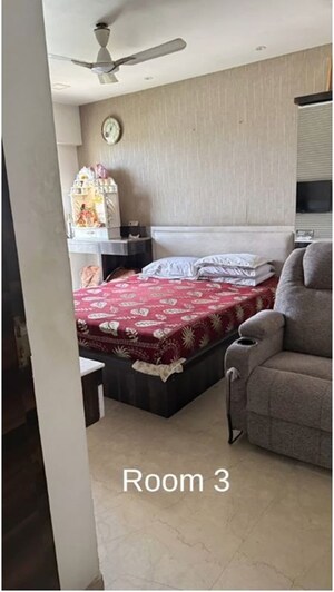 Bedroom in 3 BHK Apartment at Chembur – for Sale