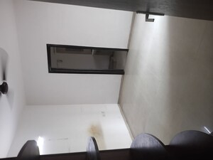 Furnished Amenities in 2.5 BHK Apartment at Nirala World Estate I, Tech Zone 4 Greater Noida – for Rent