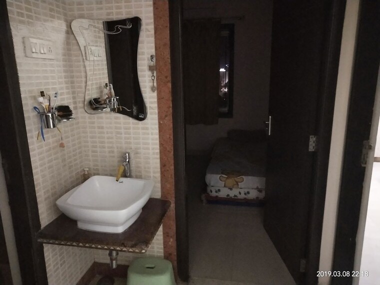 Bathroom, regency-towers 3 Bedroom 1400 Sq.Ft. Apartment In Kavesar Thane 10600326