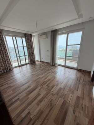 4 BHK Apartment For Sale in High Ground