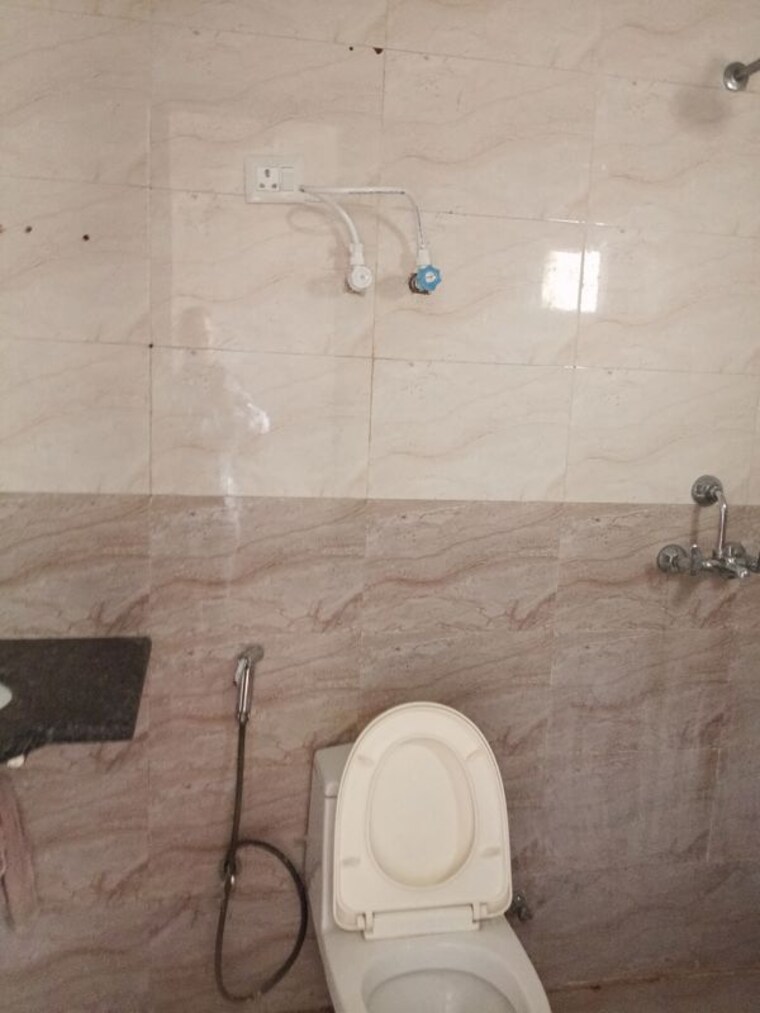 Bathroom, saya-zion 2 Bedroom 1220 Sq.Ft. Apartment In Sector 4 Greater Noida Greater Noida 10600329