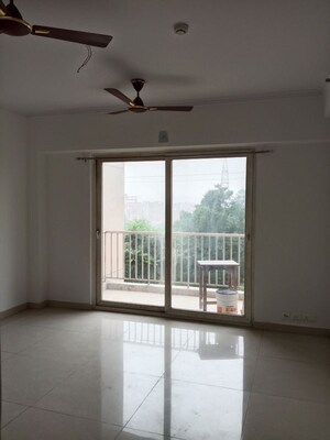 Room in 2 BHK Apartment at Saya Zion, Sector 4 Greater Noida – for Sale