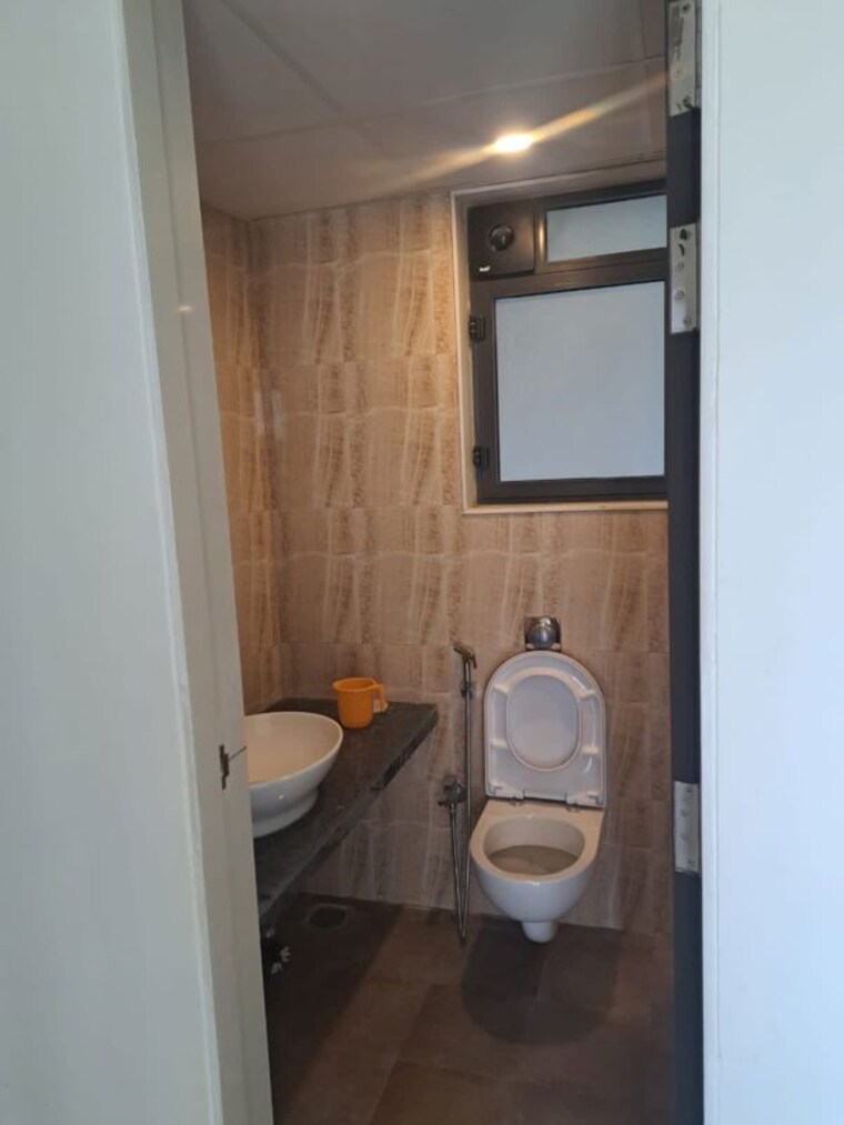 Bathroom, lodha-crown-quality-homes 2 Bedroom 570 Sq.Ft. Apartment In Majiwada Thane 10416591