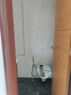 Bathroom in 2.5 BHK Apartment at Ekta Tripolis, Goregaon West – for Rent