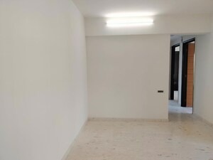 2.5 BHK Apartment For Rent in Ekta Tripolis, Goregaon West